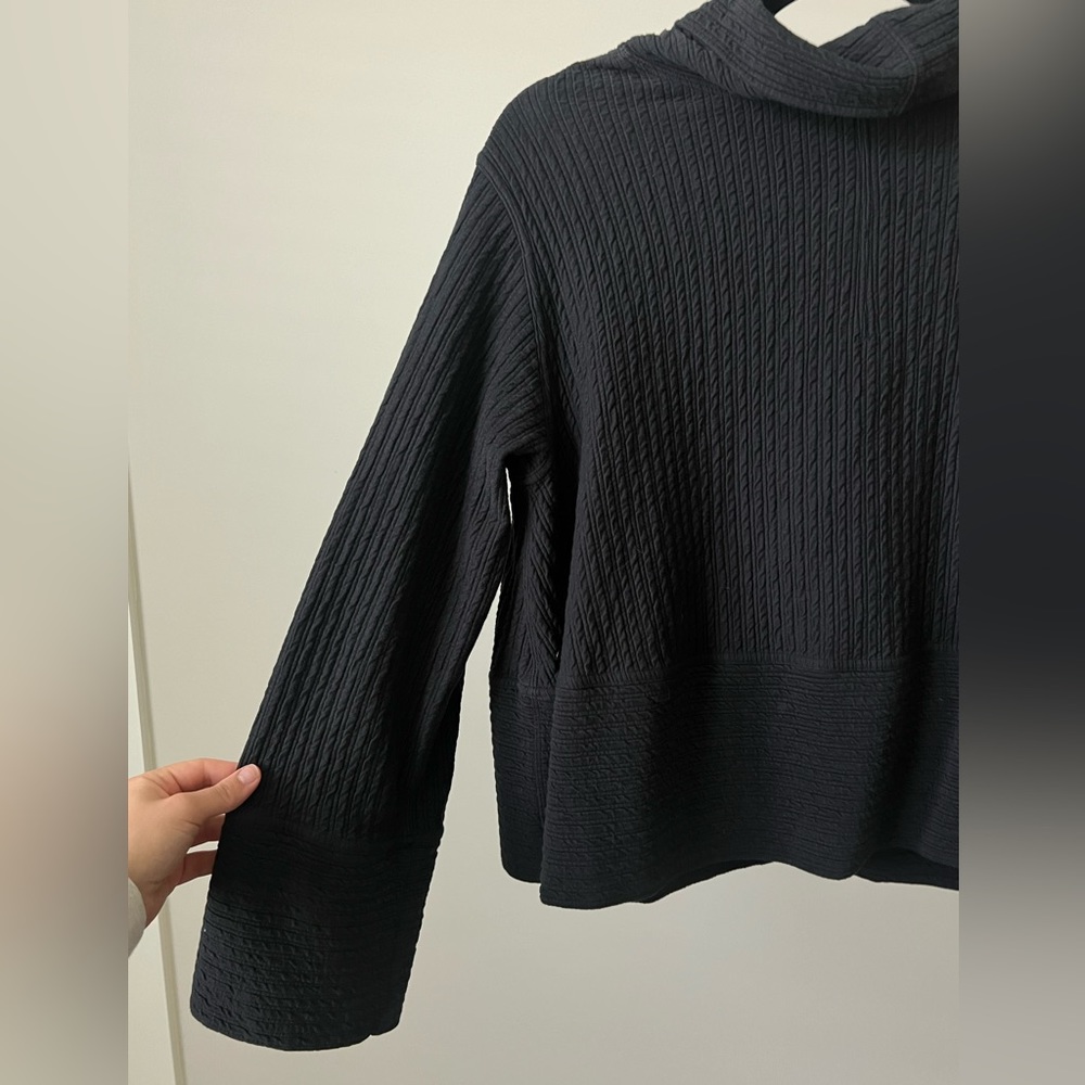 Lululemon sweater